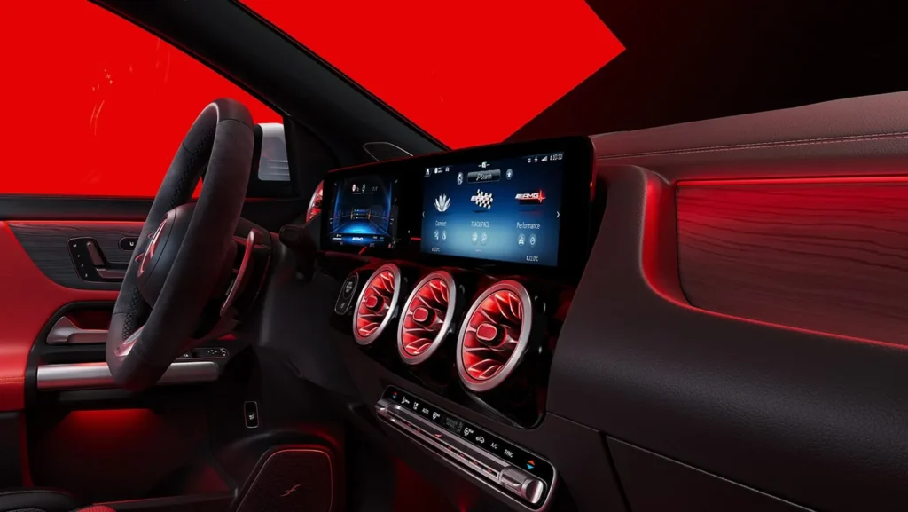 2025 AMG GLA interior 